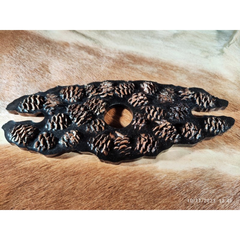 Resin and pine cone wine glass holder